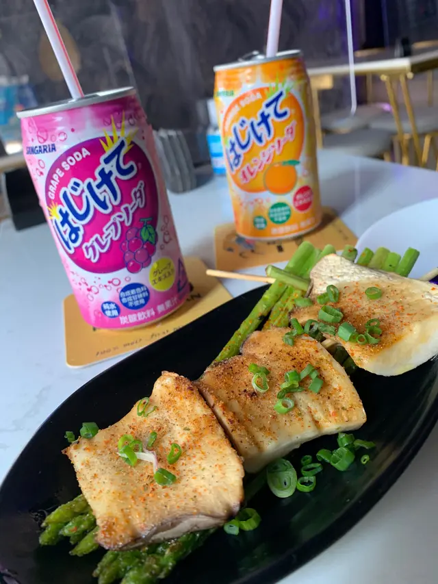 仍然有好多水份，無乾柴