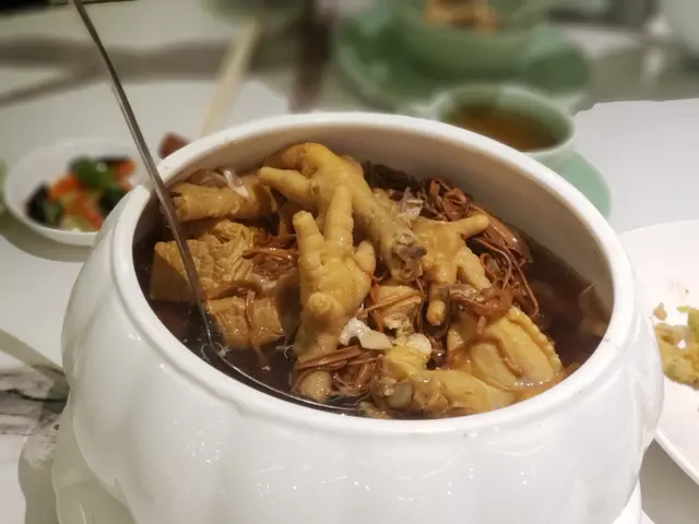 是日精選燉湯(四位用)