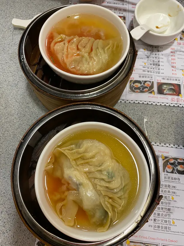 魚翅灌湯餃