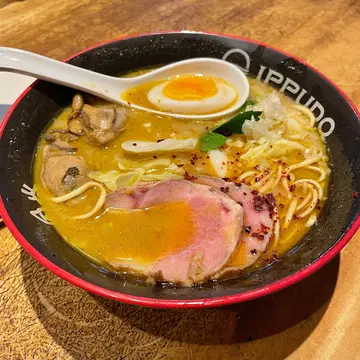 酱油牡蛎拉面定食