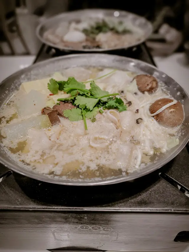 胡椒豚骨濃湯鍋