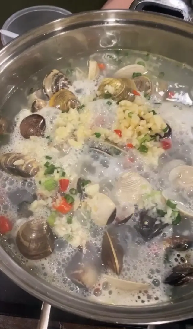卜卜蜆
