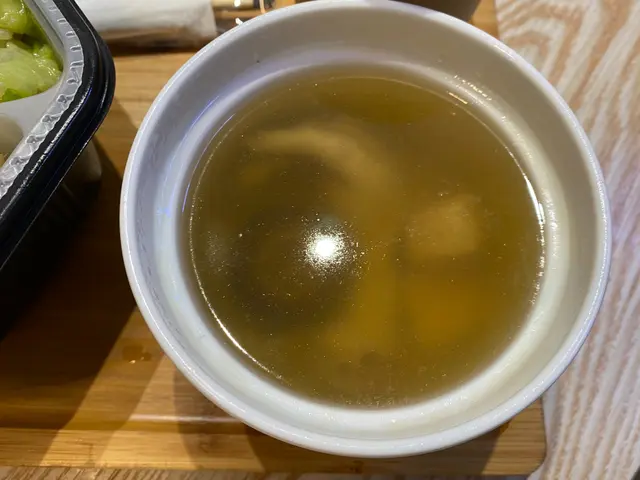 花膠燉雞湯