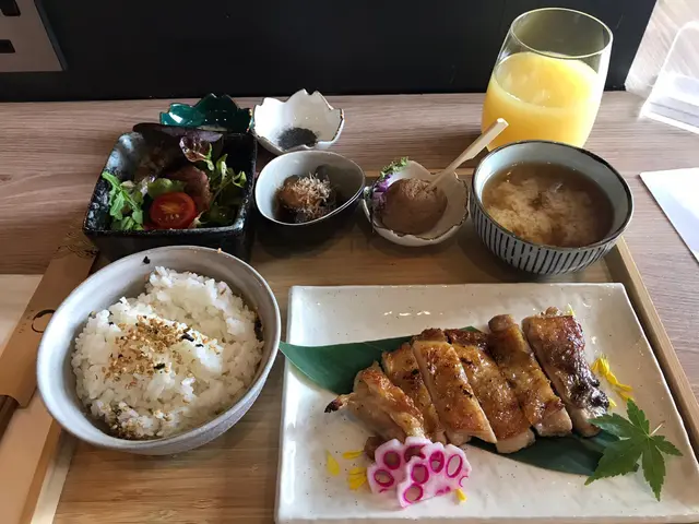 柚子胡椒赤雞扒定食
