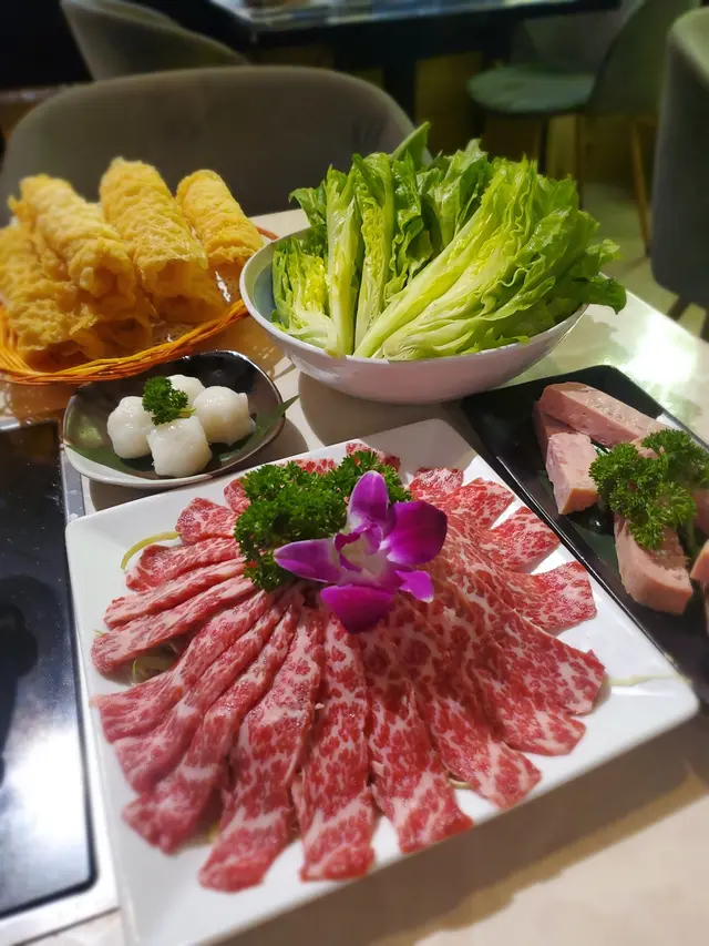 手切頂級安格斯肥牛