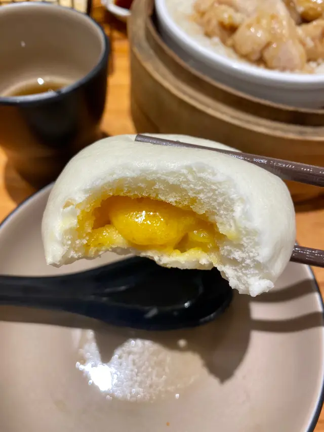 香噴噴招牌流沙包