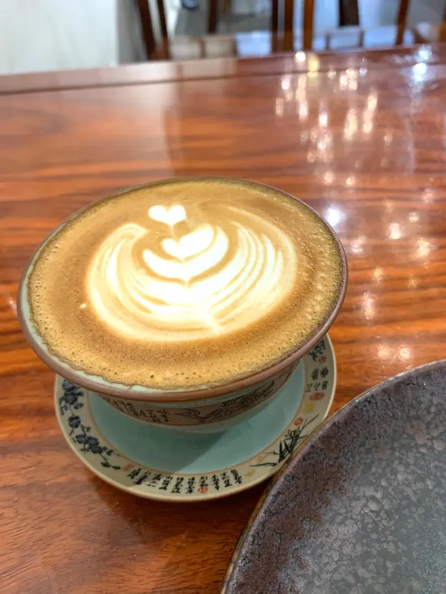 六脈神劍  Flat White