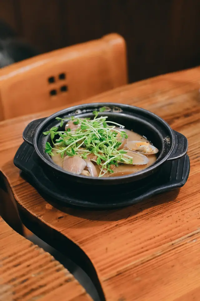 黑胡椒煮活花甲