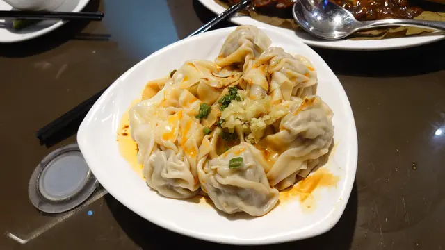 唔叫飯又叫個抄手，不過今次個汁唔太夠辣。。。