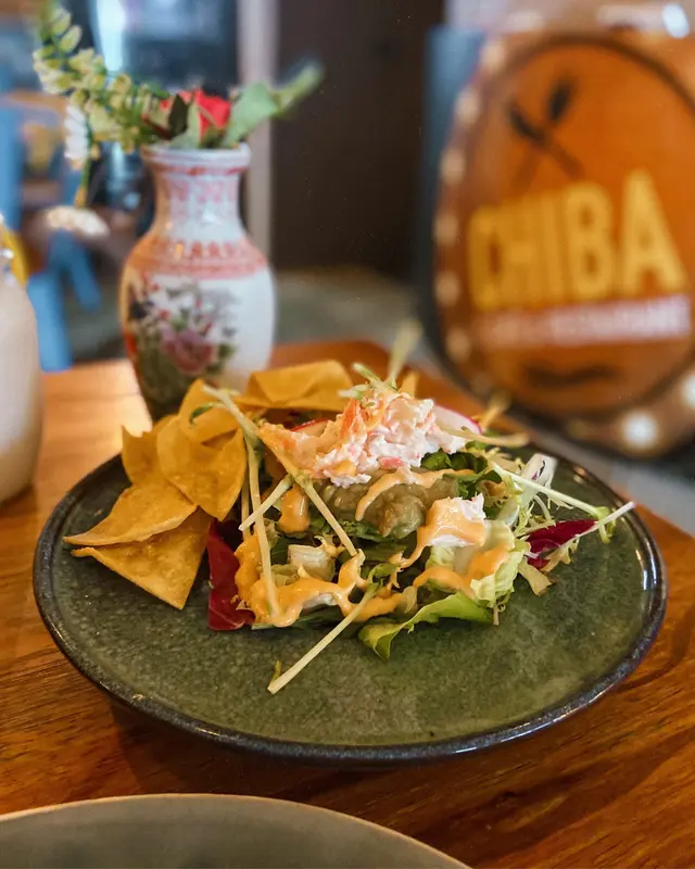 蟹肉牛油果沙律配墨西哥粟米片