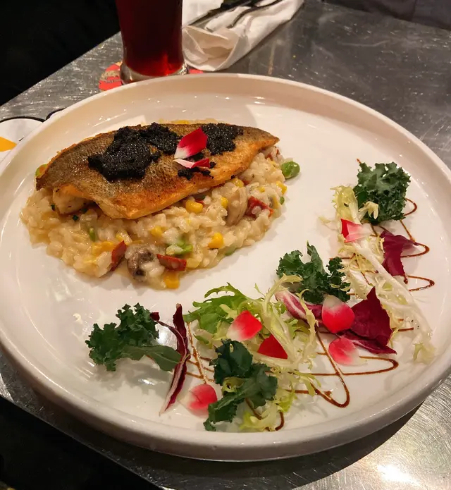 黑松露菌醬烤焗海鱸魚柳·意大利飯