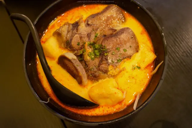 香煎牛脷、豆卜叻沙