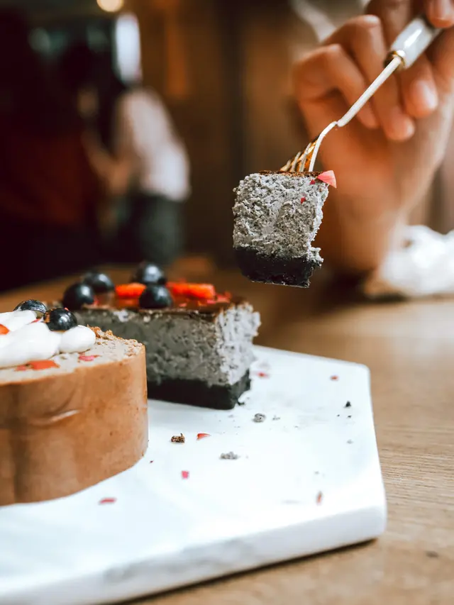 生酮芝麻巴斯克芝士蛋糕
