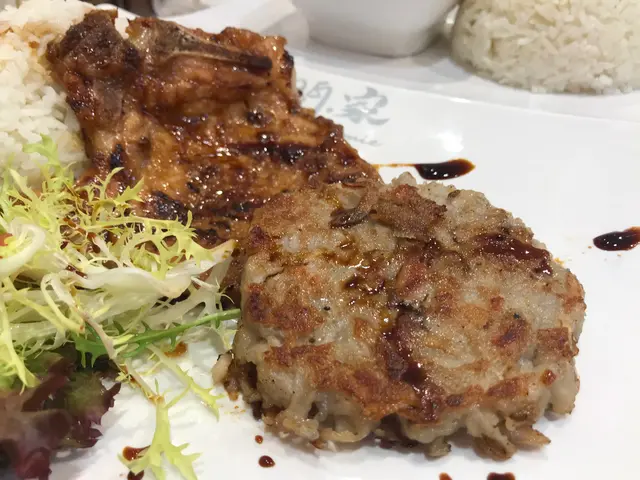 香煎蓮藕餅豬扒飯