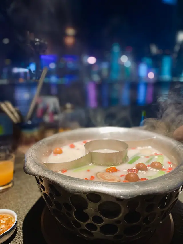 鴛鴦鍋  東方美人  貢布豬肚