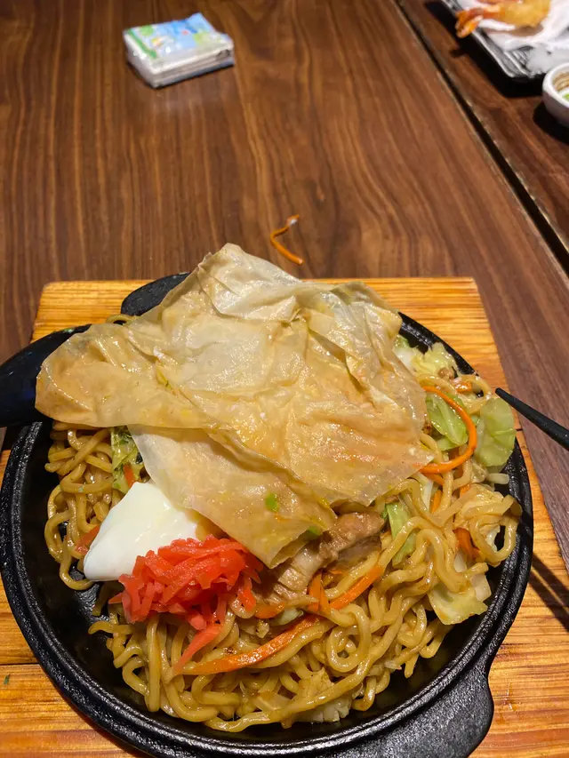 你以為係波菜？ 你以為係白布烏冬？ 你以為係腐皮？ 原來係紙巾呀‼️‼️☺️☺️ 想食「紙」嘅人士得閒光臨～