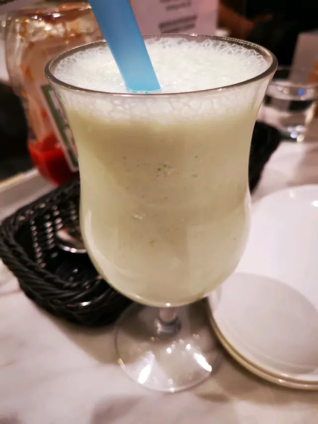 蜜瓜和奶香都重的美味奶昔