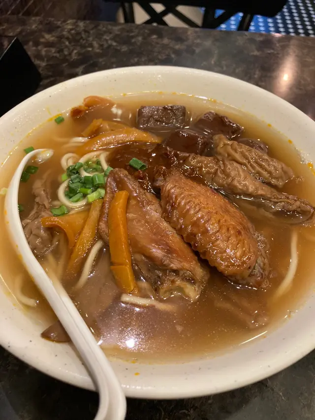 四餸麵