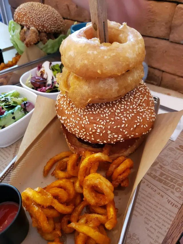 燒烤風味牛肉漢堡