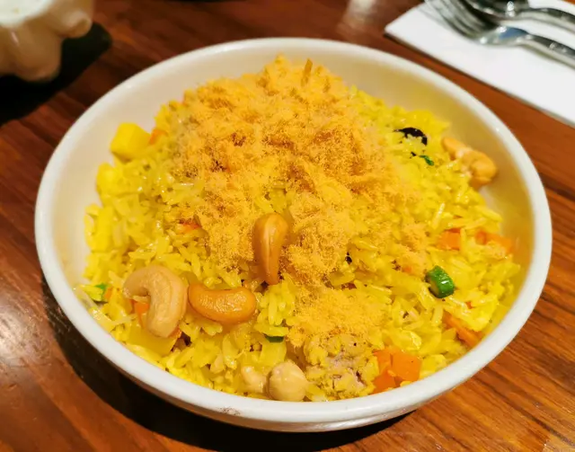 菠蘿雞肉炒飯
