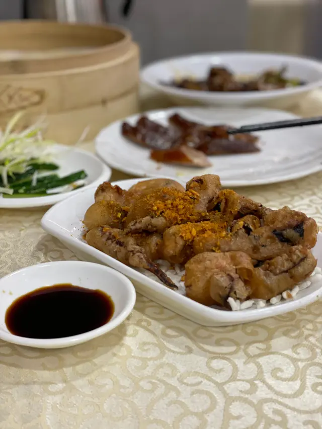 酥炸椒鹽魷魚鬚