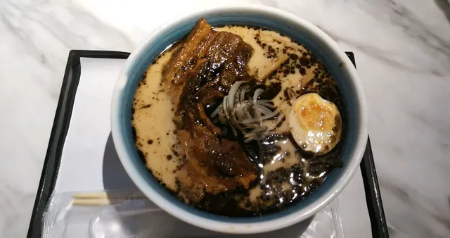 匠魂東坡煮黑蒜油拉麵