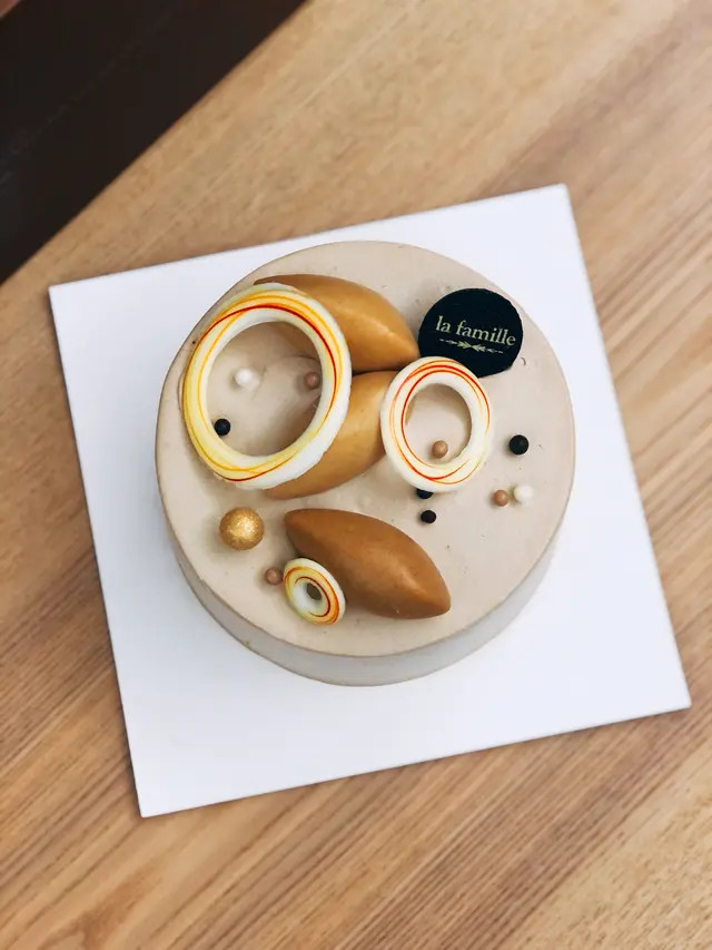 榛果炭燒咖啡蛋糕