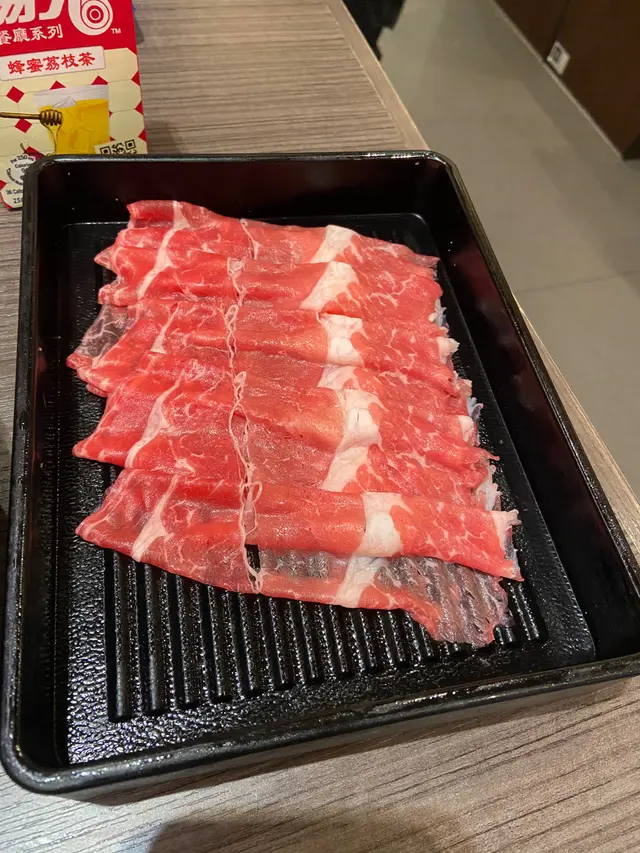 依碟牛係接近離坐前落單叫，當時叫二碟，職員比依碟，話係二碟份量