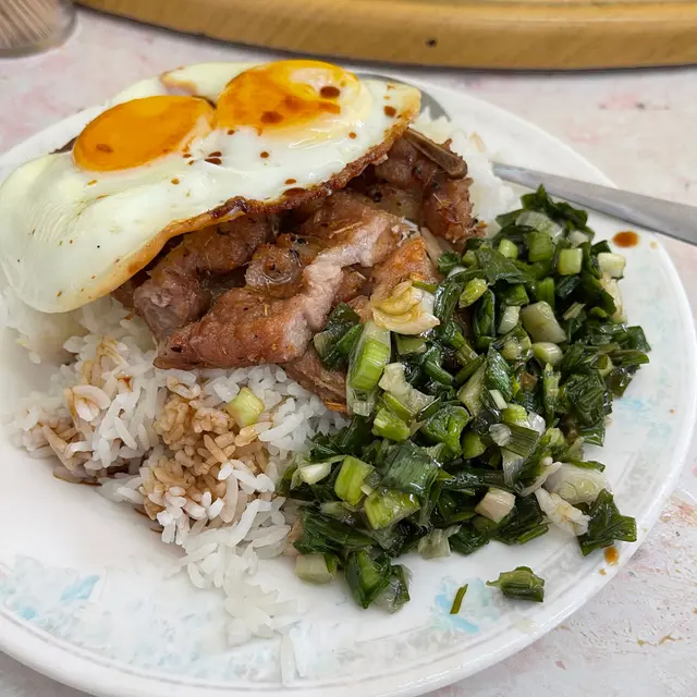 雙蛋豬排蔥油飯