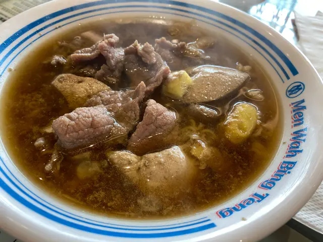 勁薑豬膶牛肉麵