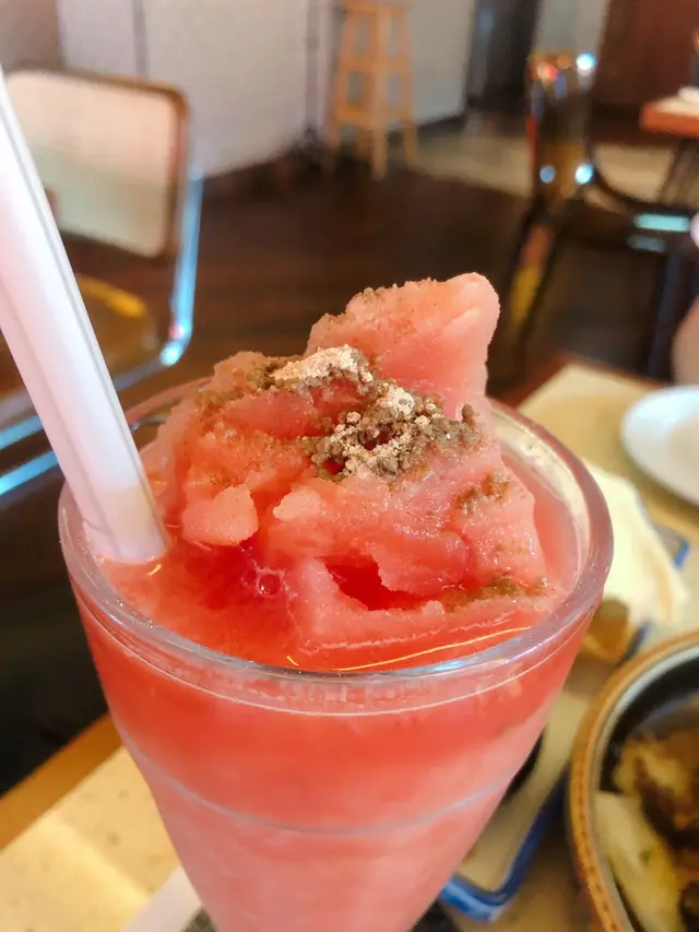 咸梅西瓜冰沙