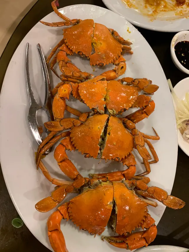 油鹽焗奄仔蟹