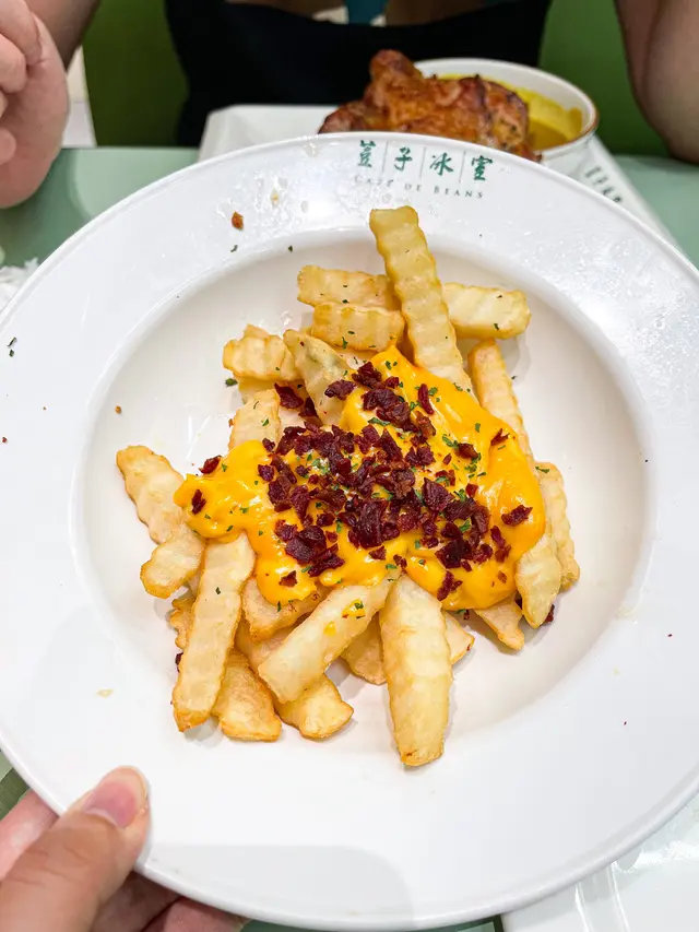 芝士醬脆煙曲薯