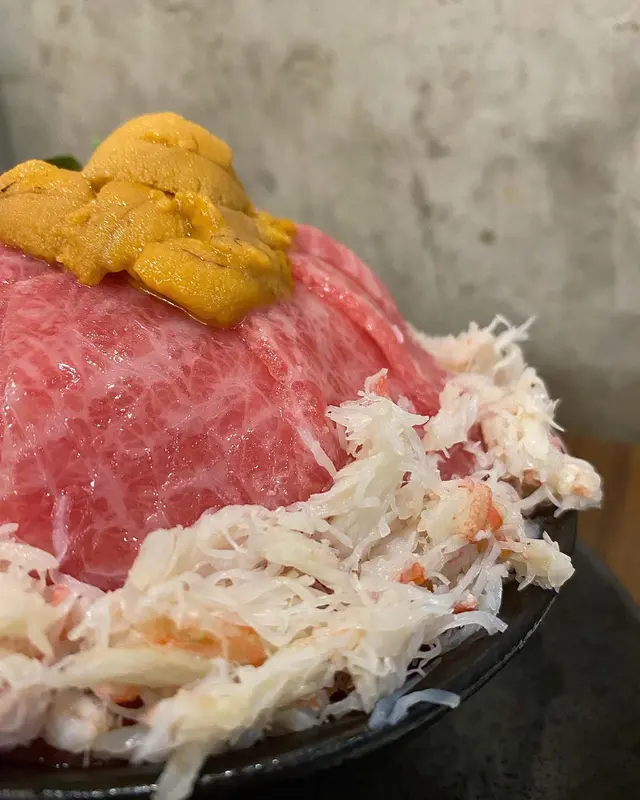 超份量!三重大極上丼