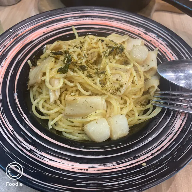 意粉乾.硬、味道普通