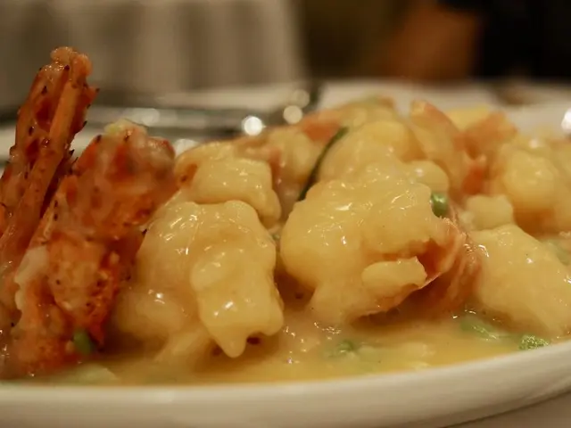 生猛西澳龍蝦伊麵