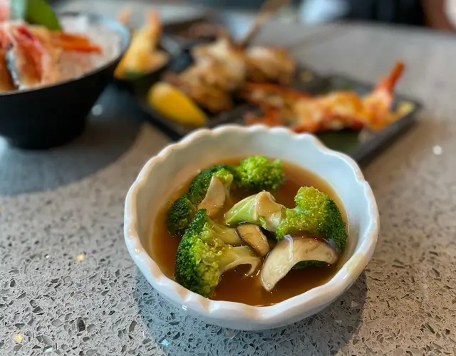 鮑汁雜菌西蘭花