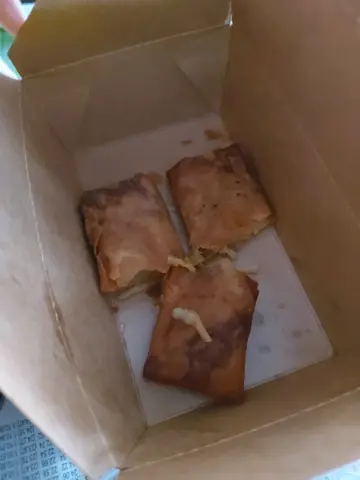 泡菜春卷