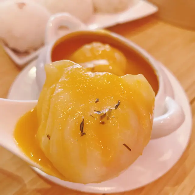龍蝦湯蝦餃