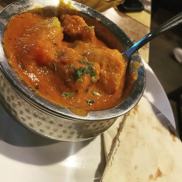 咖喱雞配皮搭餅