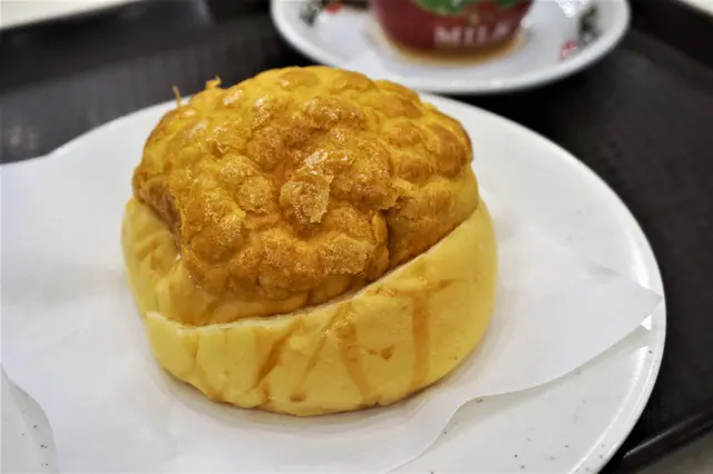 菠蘿油