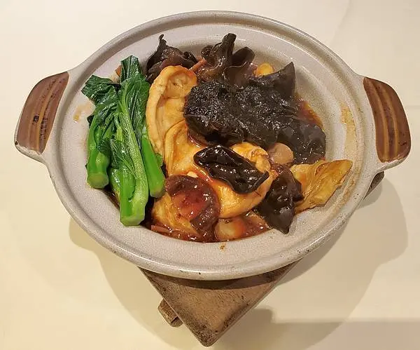 陳公炆齋