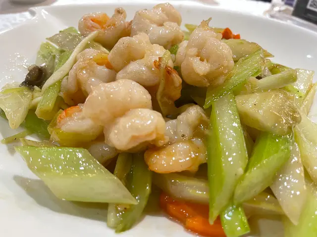 西芹炒蝦仁