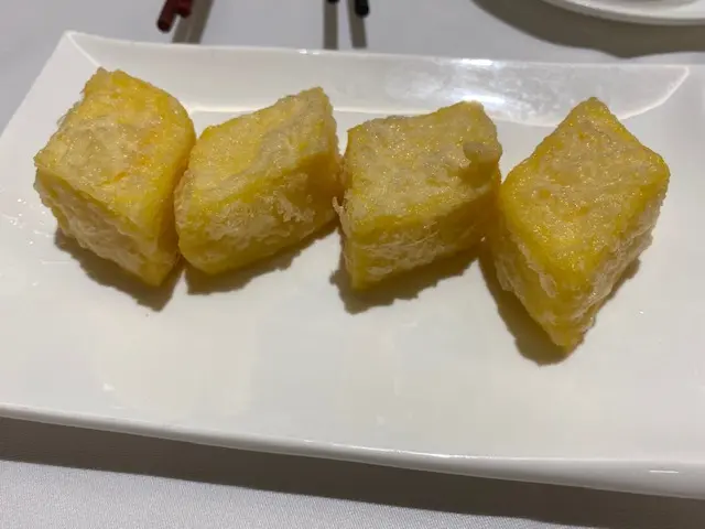 聽講有啲名堂,
係幾乎失傳嘅懷舊菜式,
食完之後,本人覺得…我唔介意佢真係失傳!