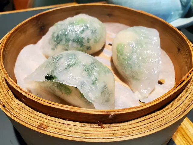 鮮蝦菜苗餃