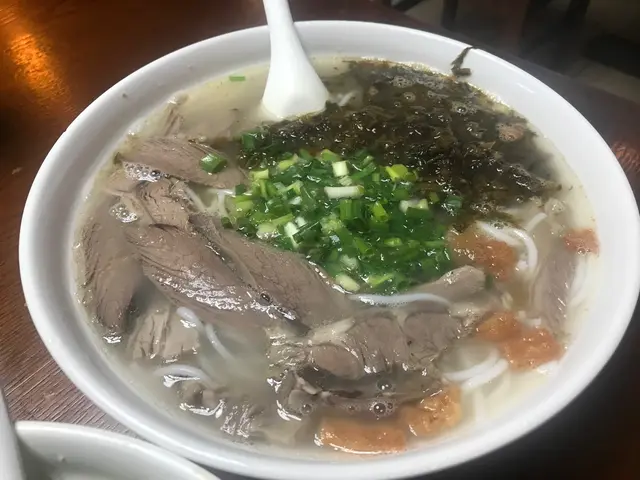 雲南黑山羊米線