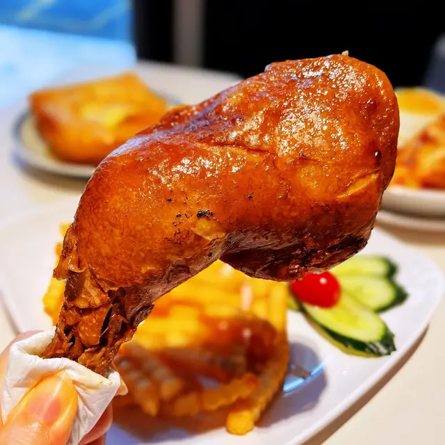 瑞士巨脾配炸薯條