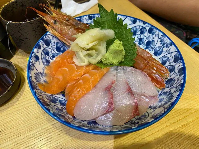 魚生丼
