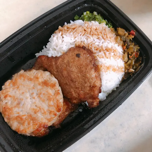 香煎蓮藕餅豬扒飯