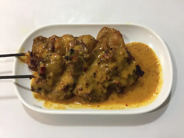 豬、雞各一,每串$15